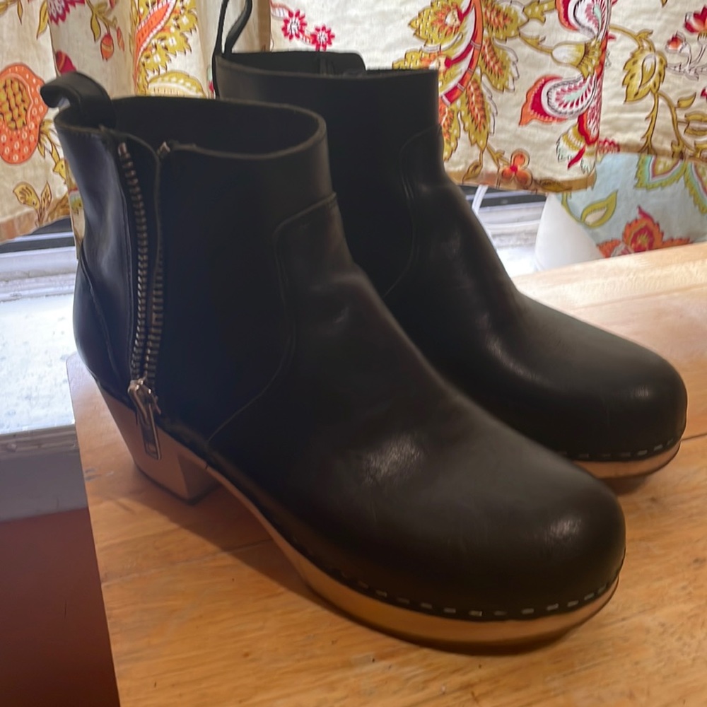 Hasbeens ankle boots size 41